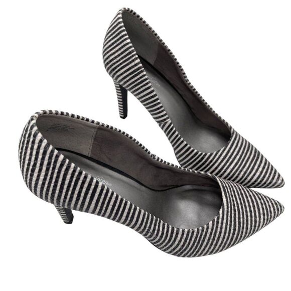Seychelles Black & White Stripe Heels Rubber Sole Pointed Toe - Picture 6 of 9
